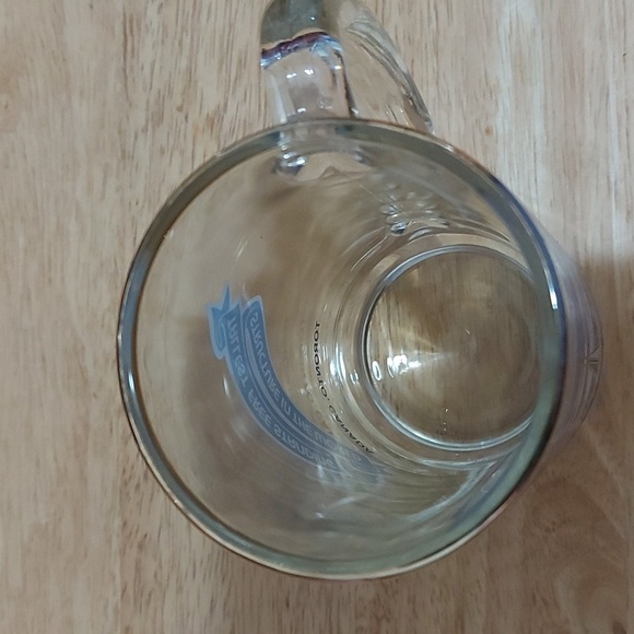 Vintage CN  Tower Souvenir Glass - Picture 3 of 6